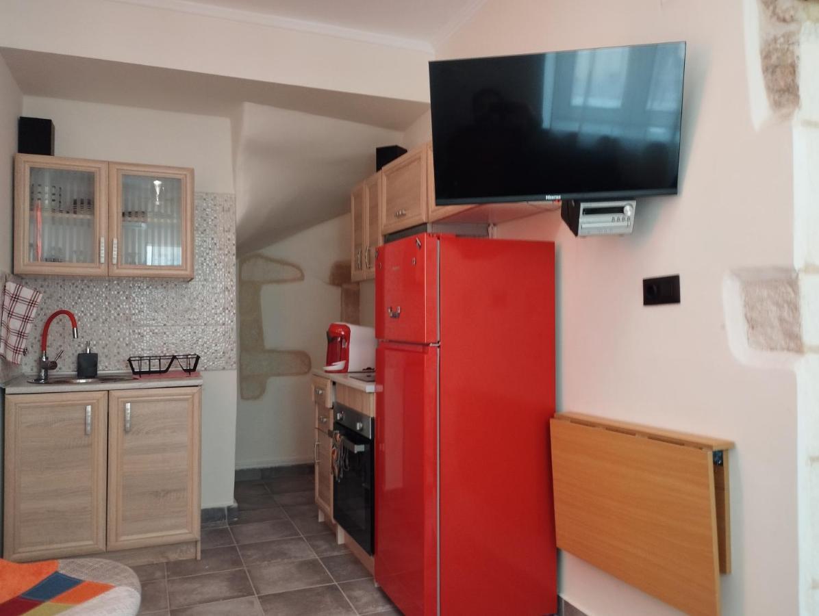 Arcade City Apartment Ретимно Экстерьер фото