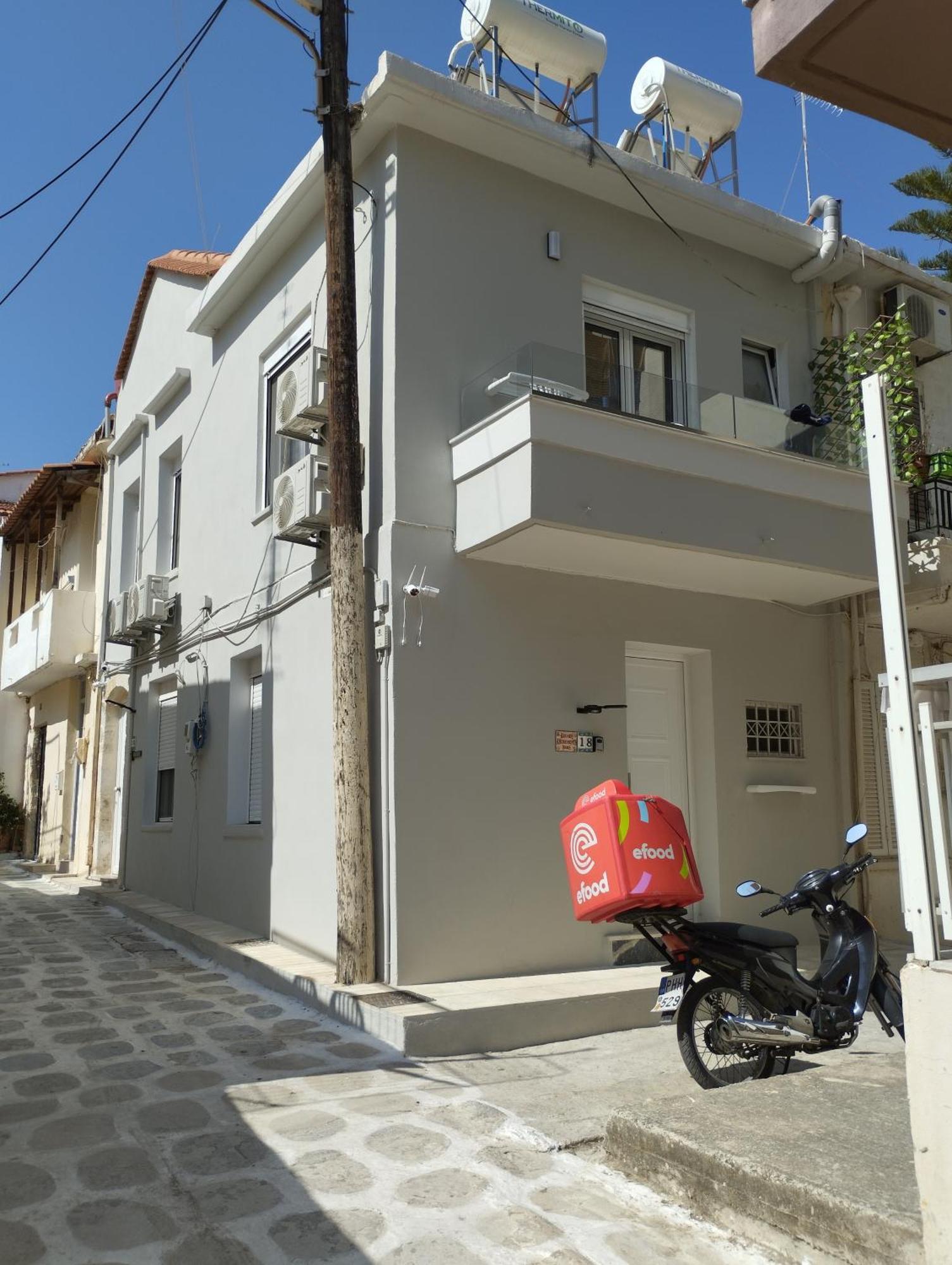 Arcade City Apartment Ретимно Экстерьер фото